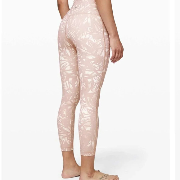 Lululemon Wunder Under High-Rise Tight 25" *Full-On Luxtreme Size  4 - Picture 5 of 15
